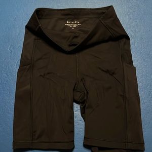 Athleta 7” pocket shorts